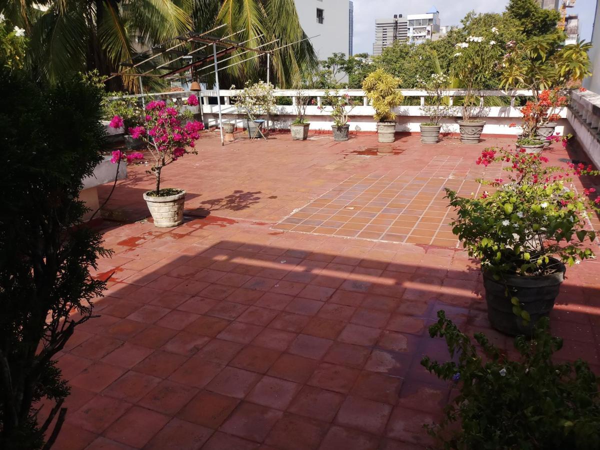 Elegance Oasis, 3 Pensión
